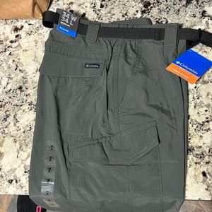 Mens Columbia Omni shade Hiking pants/shorts